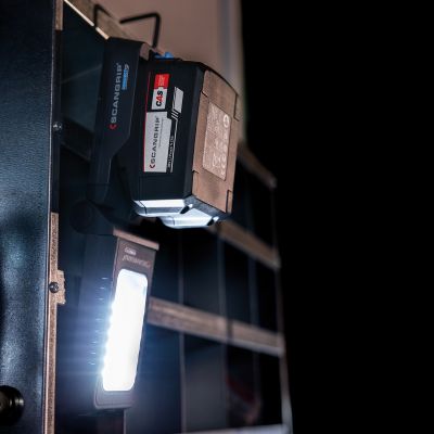 Переносний світлодіодний прожектор Scangrip Basic