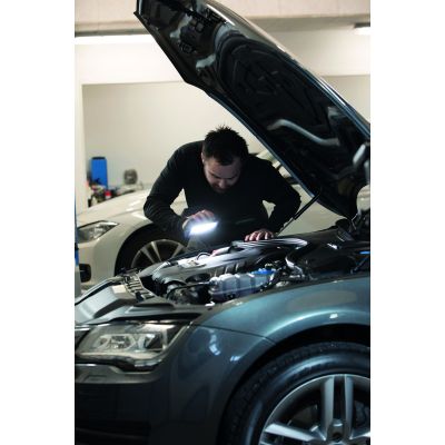 Світлодіодний прожектор та ліхтар Scangrip Star