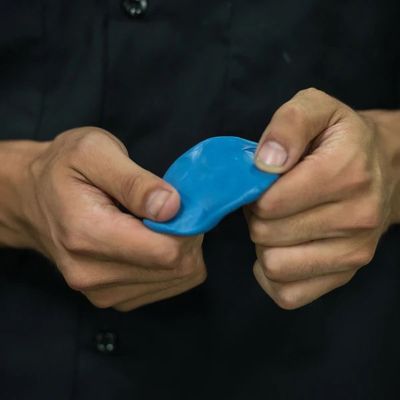 ГЛИНА СИНТЕТИЧНА ДЛЯ ВИДАЛЕННЯ ЛЕГКИХ ЗАБРУДНЕНЬ LIGHT DUTY CLAY BAR, BLUE